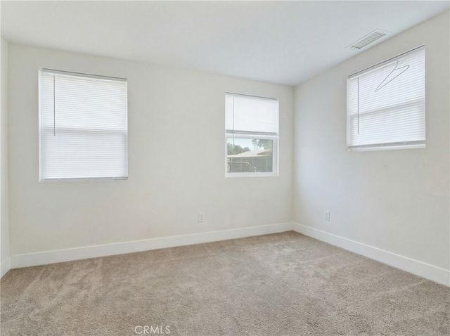 332 S Ramona, Hemet, CA 92543