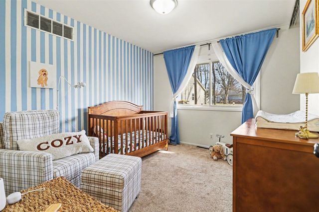 133 W Hughes Street, Marshall, MI 49068