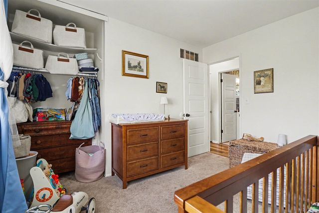 133 W Hughes Street, Marshall, MI 49068