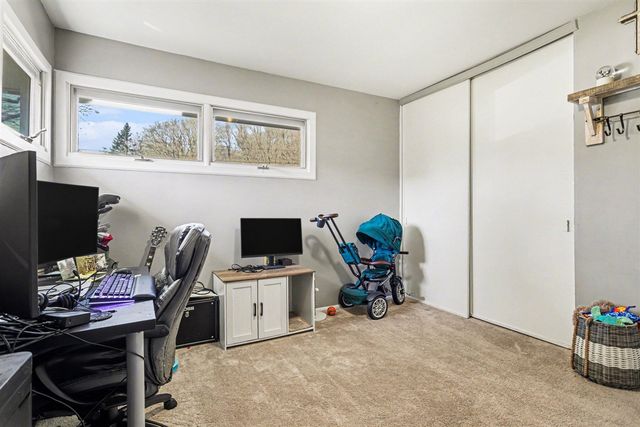 133 W Hughes Street, Marshall, MI 49068