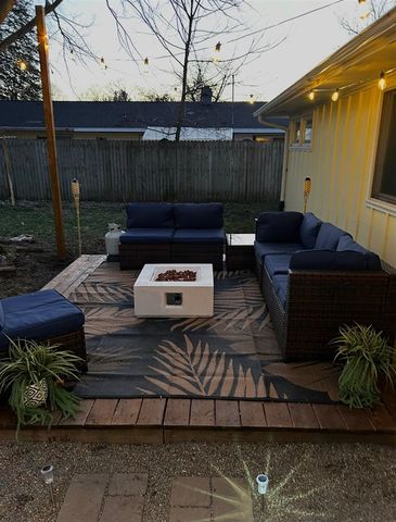 133 W Hughes Street, Marshall, MI 49068