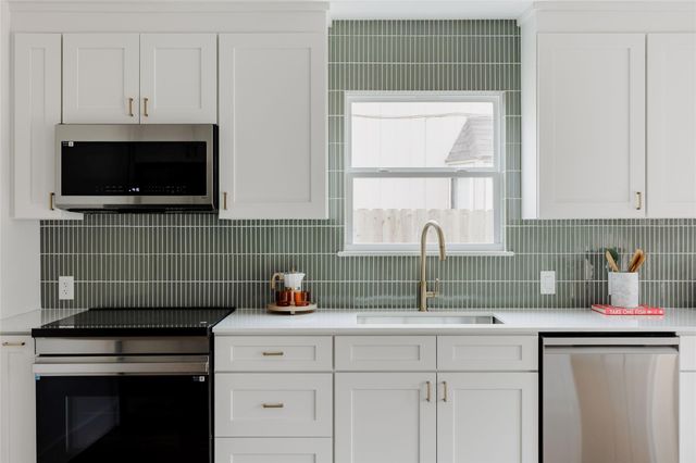 3105 Jeanette CT, Austin, TX 78745