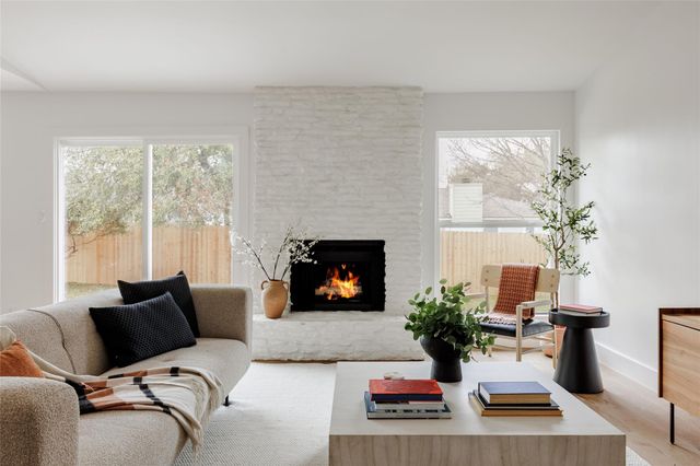 3105 Jeanette CT, Austin, TX 78745