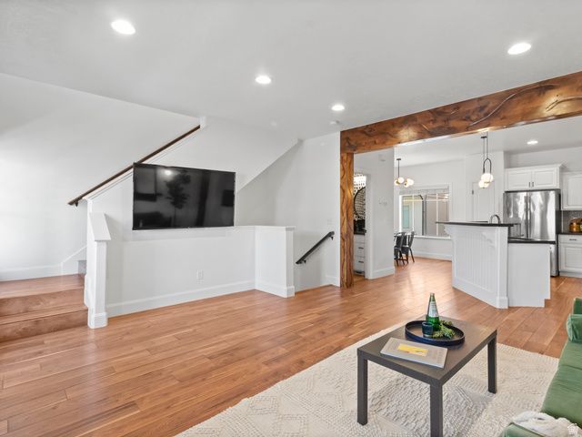 10919 TOWN CENTER BLVD, Highland, UT 84003