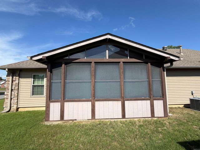 3304 Lacross Dr, Bryant, AR 72022