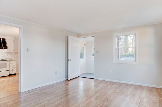 35 Corys Court, Portsmouth, RI 02871