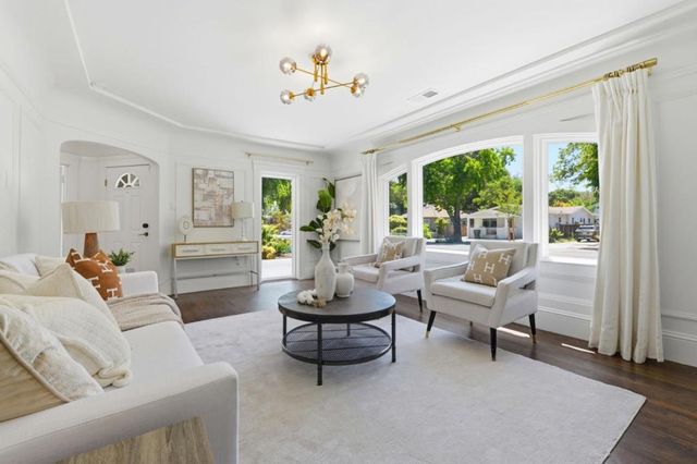 235 Middlefield Road, Palo Alto, CA 94301