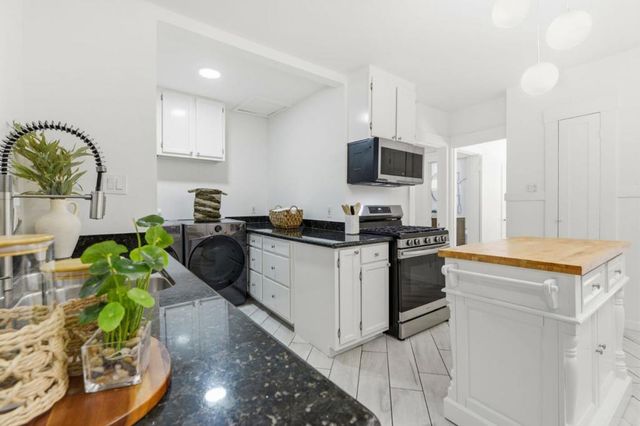 235 Middlefield Road, Palo Alto, CA 94301