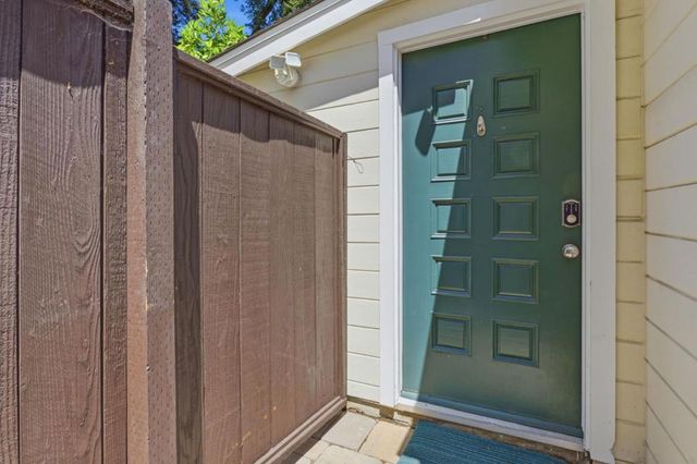 235 Middlefield Road, Palo Alto, CA 94301