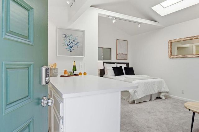 235 Middlefield Road, Palo Alto, CA 94301