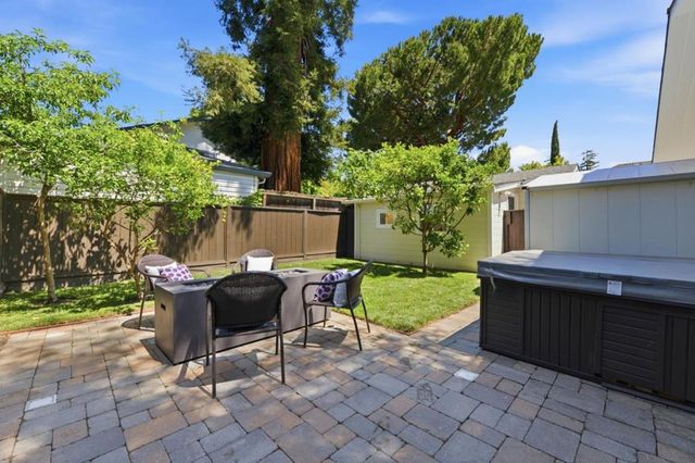 235 Middlefield Road, Palo Alto, CA 94301