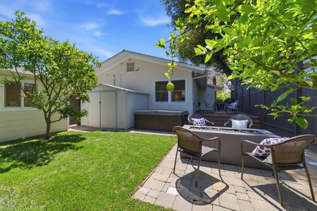 235 Middlefield Road, Palo Alto, CA 94301