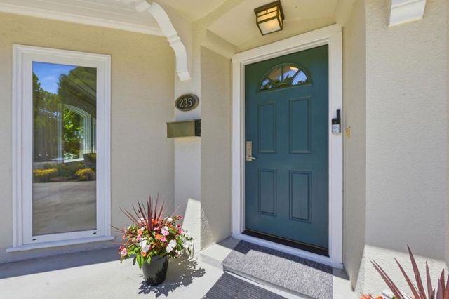 235 Middlefield Road, Palo Alto, CA 94301