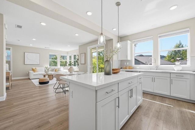 846 Cotati Terrace 7, Sunnyvale, CA 94085