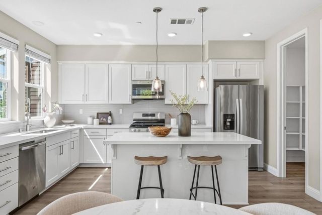 846 Cotati Terrace 7, Sunnyvale, CA 94085