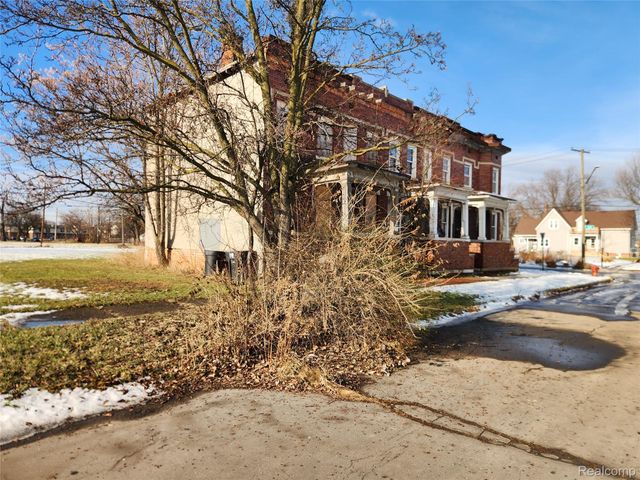 3095 17th Street, Detroit, MI 48216