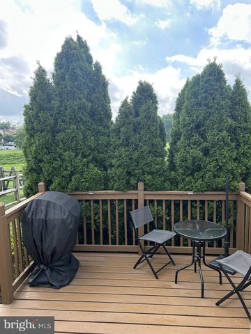 1523 RUSSETT DR, Warminster, PA 18974