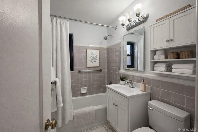 242-05 61 Avenue F13 Lower, Little Neck, NY 11362