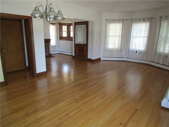 561 Hope Street 1, Providence, RI 02906
