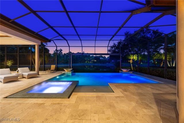 7788 Classics DR, Naples, FL 34113