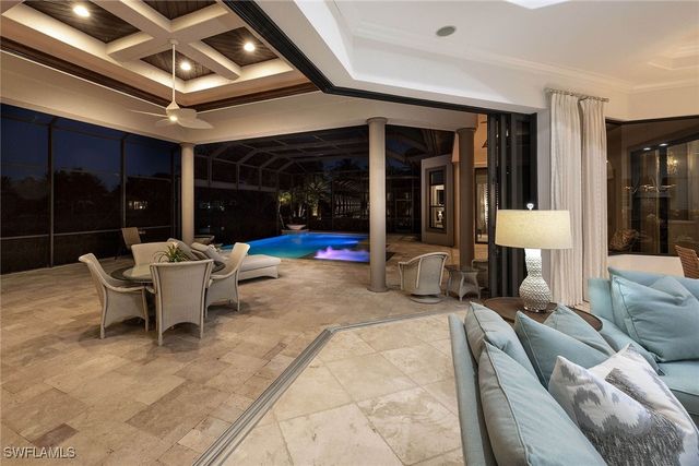 7788 Classics DR, Naples, FL 34113