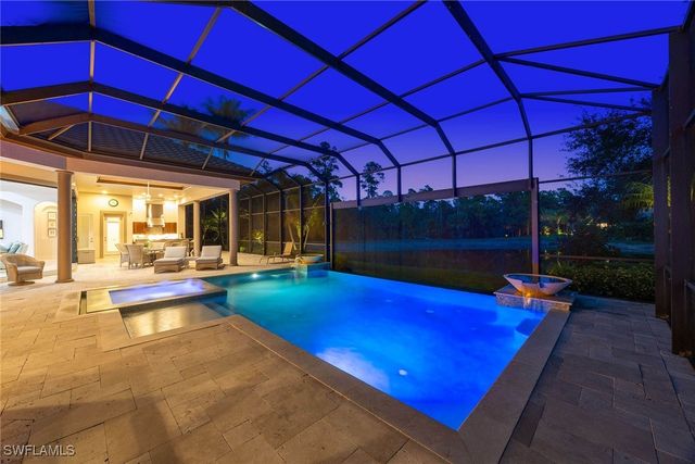 7788 Classics DR, Naples, FL 34113