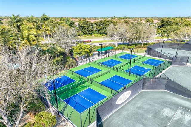 7788 Classics DR, Naples, FL 34113