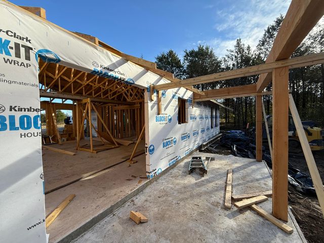 577 S Heatherwood Road, Shell Knob, MO 65747