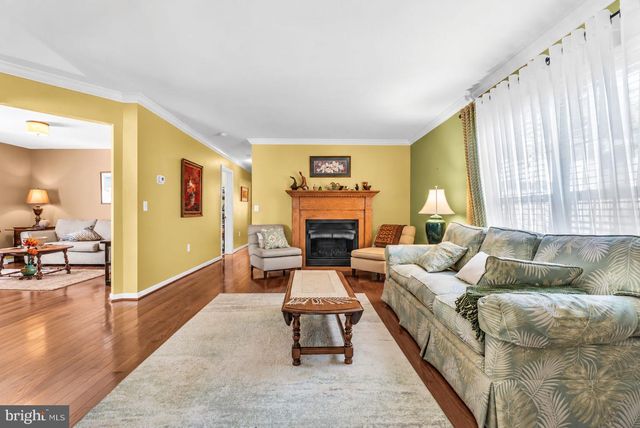 91 OAK RIDGE LN, Manahawkin, NJ 08050