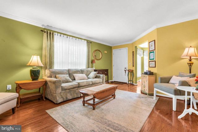91 OAK RIDGE LN, Manahawkin, NJ 08050