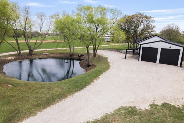 5480 New Hope Road, Aubrey, TX 76227