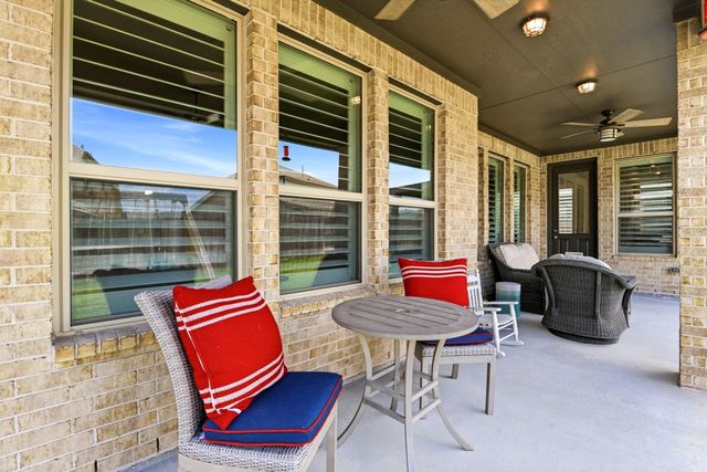 30910 Laurel Creek Lane, Conroe, TX 77385