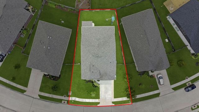 30910 Laurel Creek Lane, Conroe, TX 77385