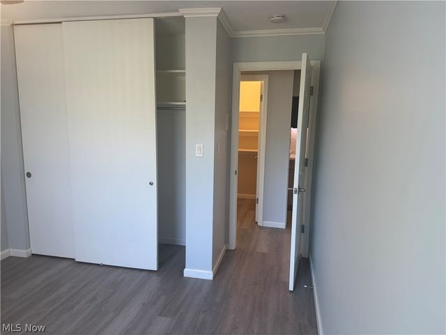 25735 Lorain Road 304, North Olmsted, OH 44070