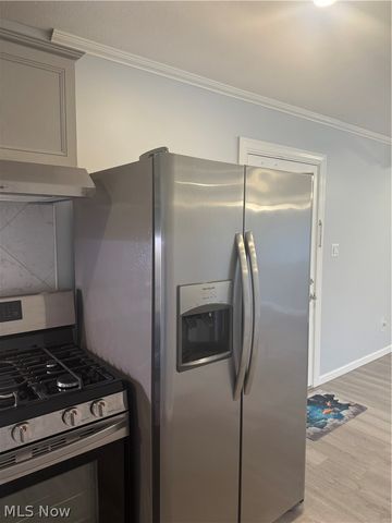 25735 Lorain Road 304, North Olmsted, OH 44070