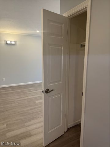 25735 Lorain Road 304, North Olmsted, OH 44070