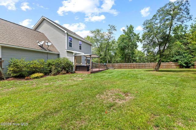 114 Norine Drive, Holly Ridge, NC 28445