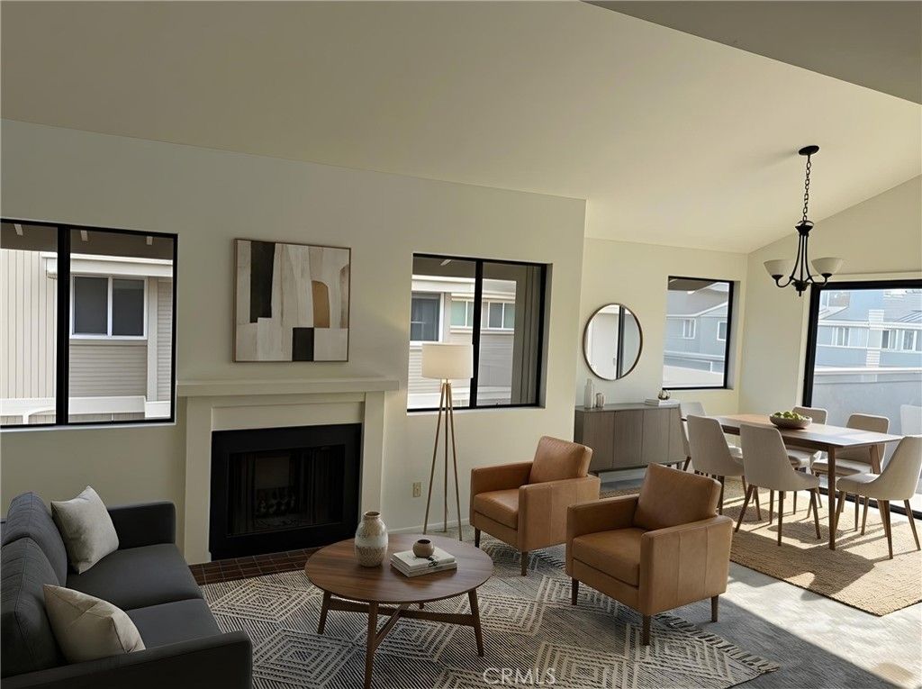 1273 San Simeon Court 1, Ventura, CA 93003