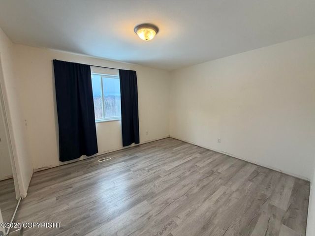 11923 W Ballyshannon Drive, Houston, AK 99694