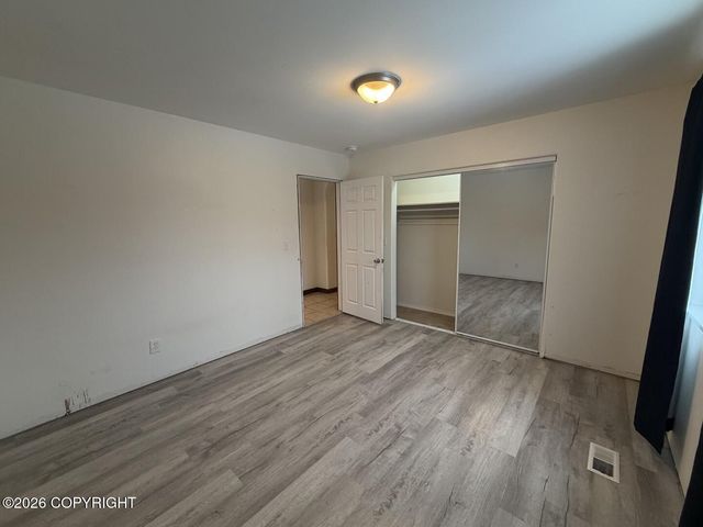 11923 W Ballyshannon Drive, Houston, AK 99694