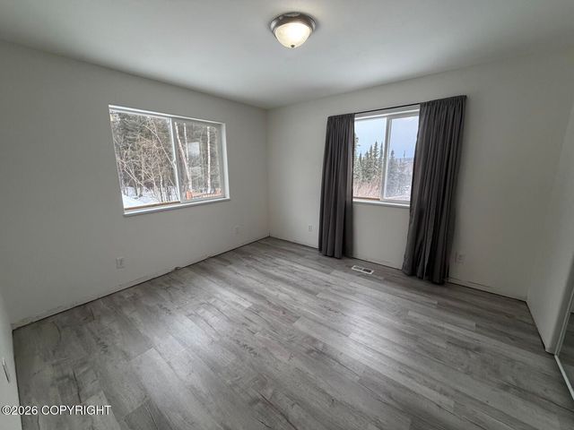 11923 W Ballyshannon Drive, Houston, AK 99694