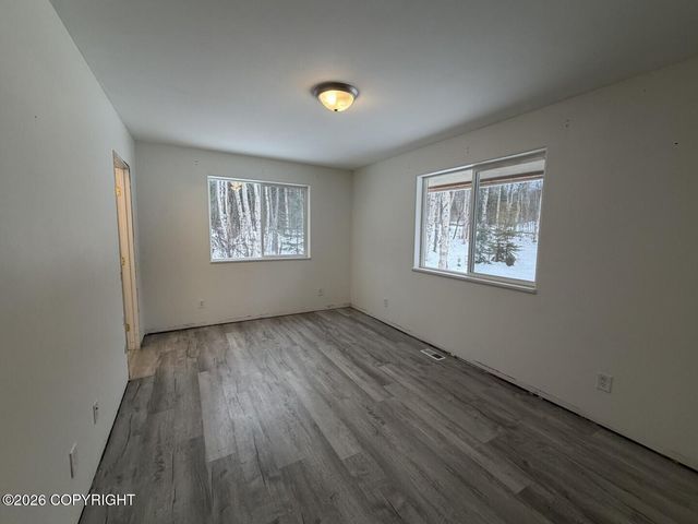 11923 W Ballyshannon Drive, Houston, AK 99694