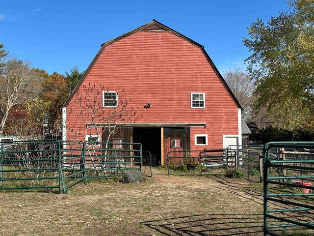 1 Lee Hook Road, Newmarket, NH 03857