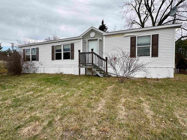 1 Lee Hook Road, Newmarket, NH 03857