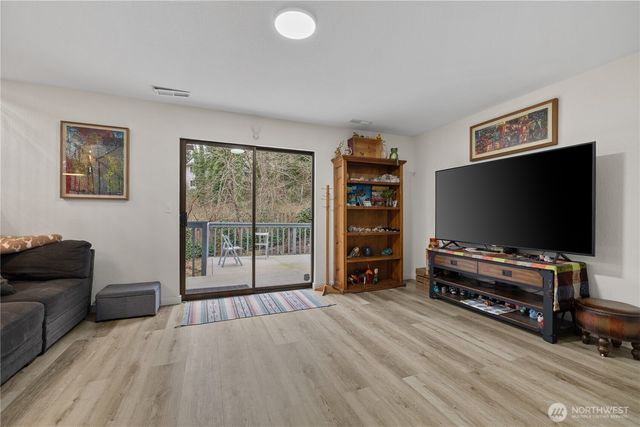 1112 S 23rd Street, Renton, WA 98055