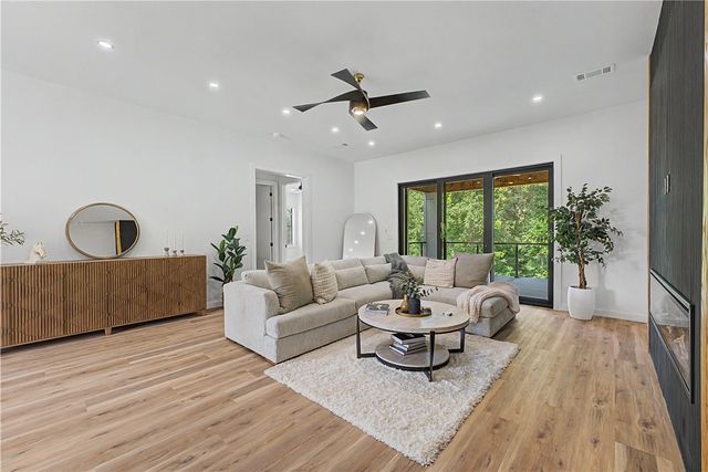 1 Taransay Drive, Bella Vista, AR 72715
