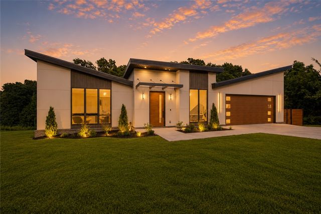 1 Taransay Drive, Bella Vista, AR 72715