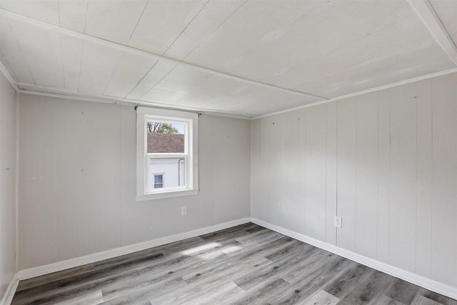 400 DAKOTA STREET, Oshkosh, WI 54902