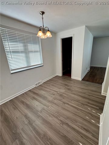 5208 Ohio Street, South Charleston, WV 25307