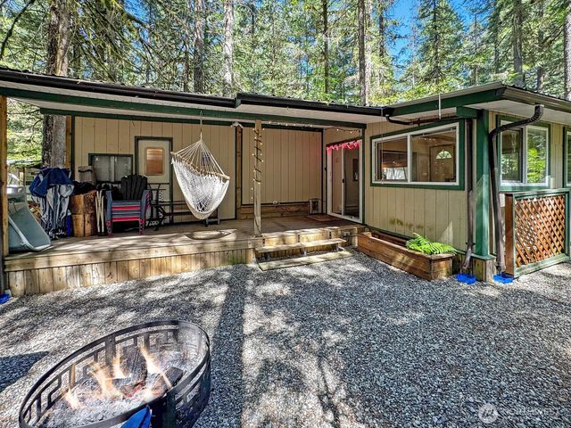 107 3 Sunset Circle, Deming, WA 98244